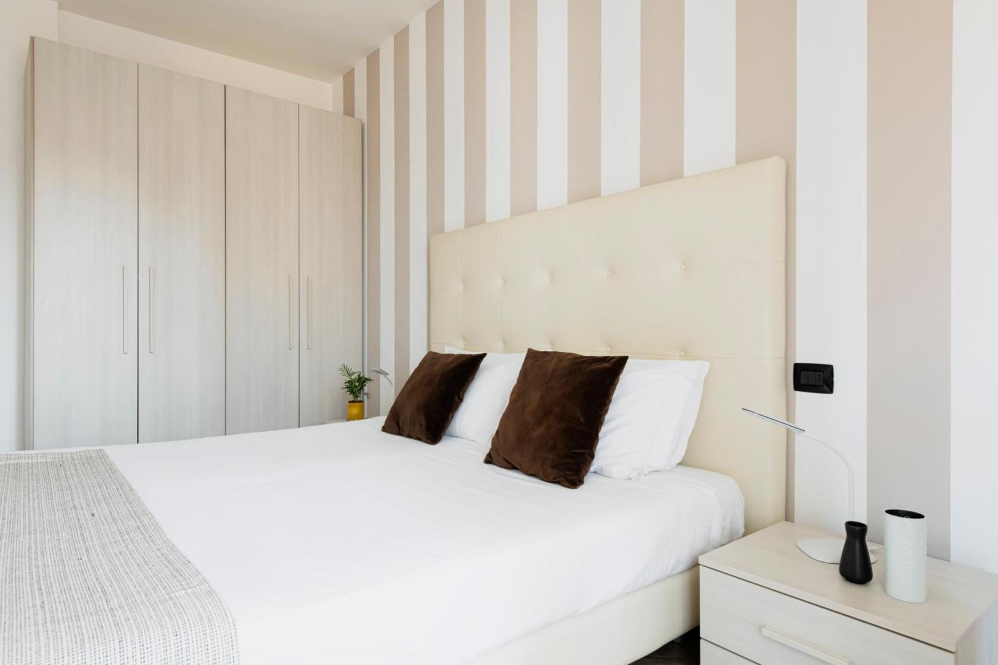 Hq Aparthotel Milano Inn - Smart Suites Чинизелло-Бальзамо Экстерьер фото