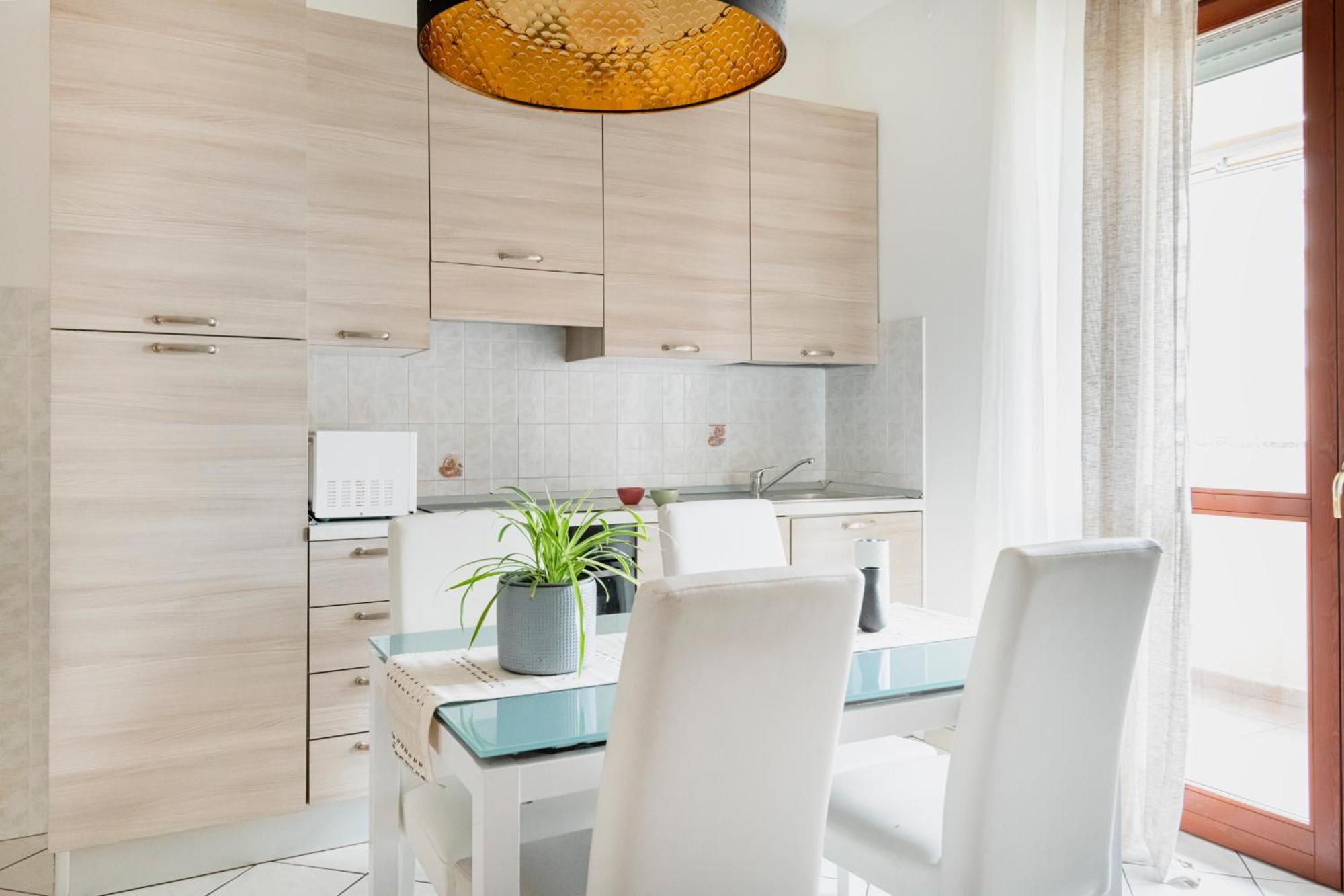Hq Aparthotel Milano Inn - Smart Suites Чинизелло-Бальзамо Экстерьер фото