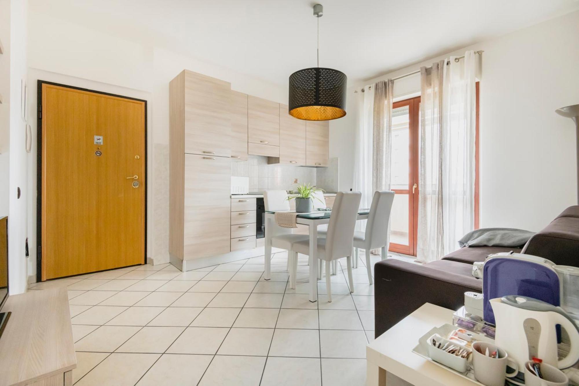 Hq Aparthotel Milano Inn - Smart Suites Чинизелло-Бальзамо Экстерьер фото