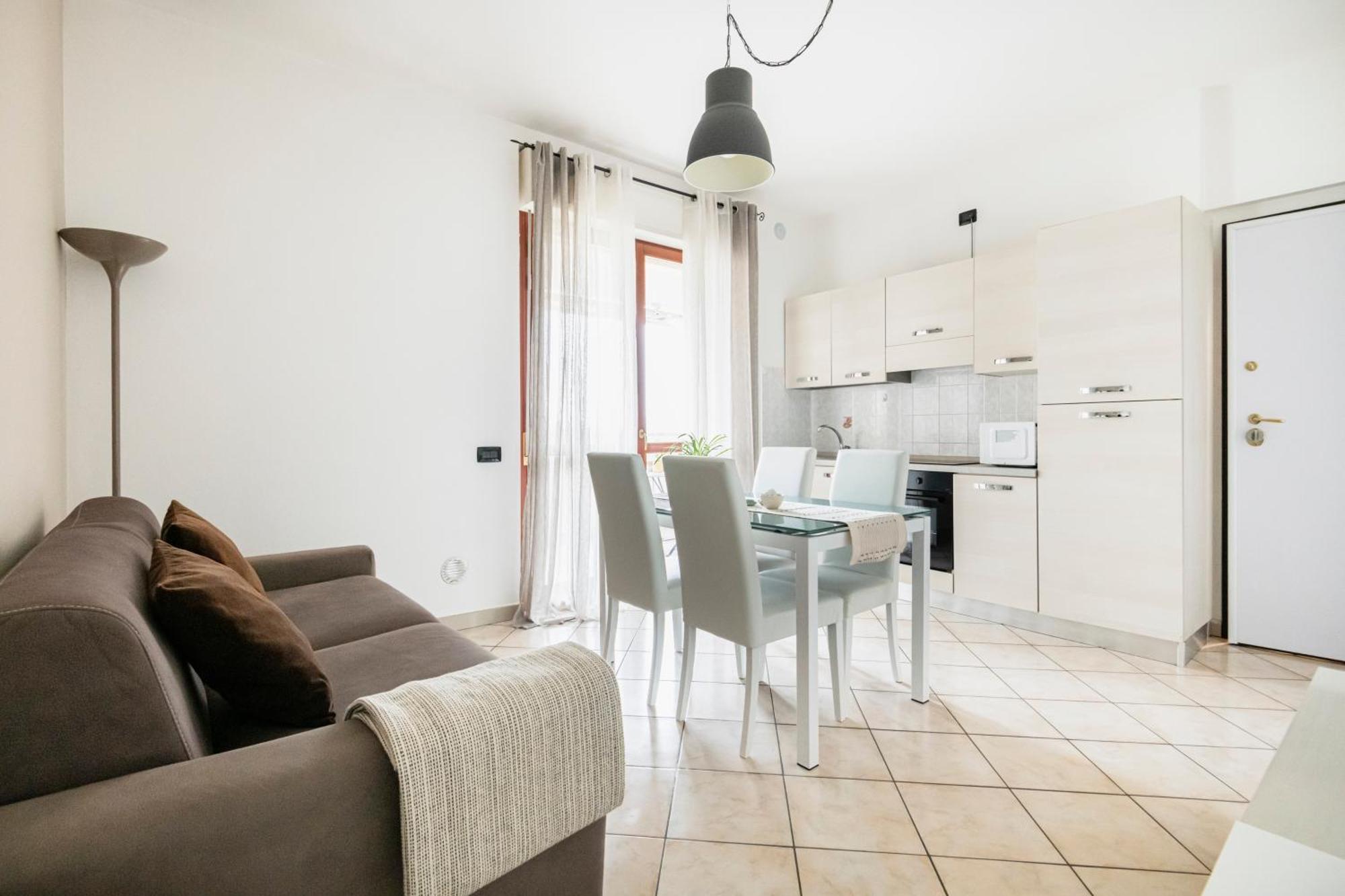 Hq Aparthotel Milano Inn - Smart Suites Чинизелло-Бальзамо Экстерьер фото