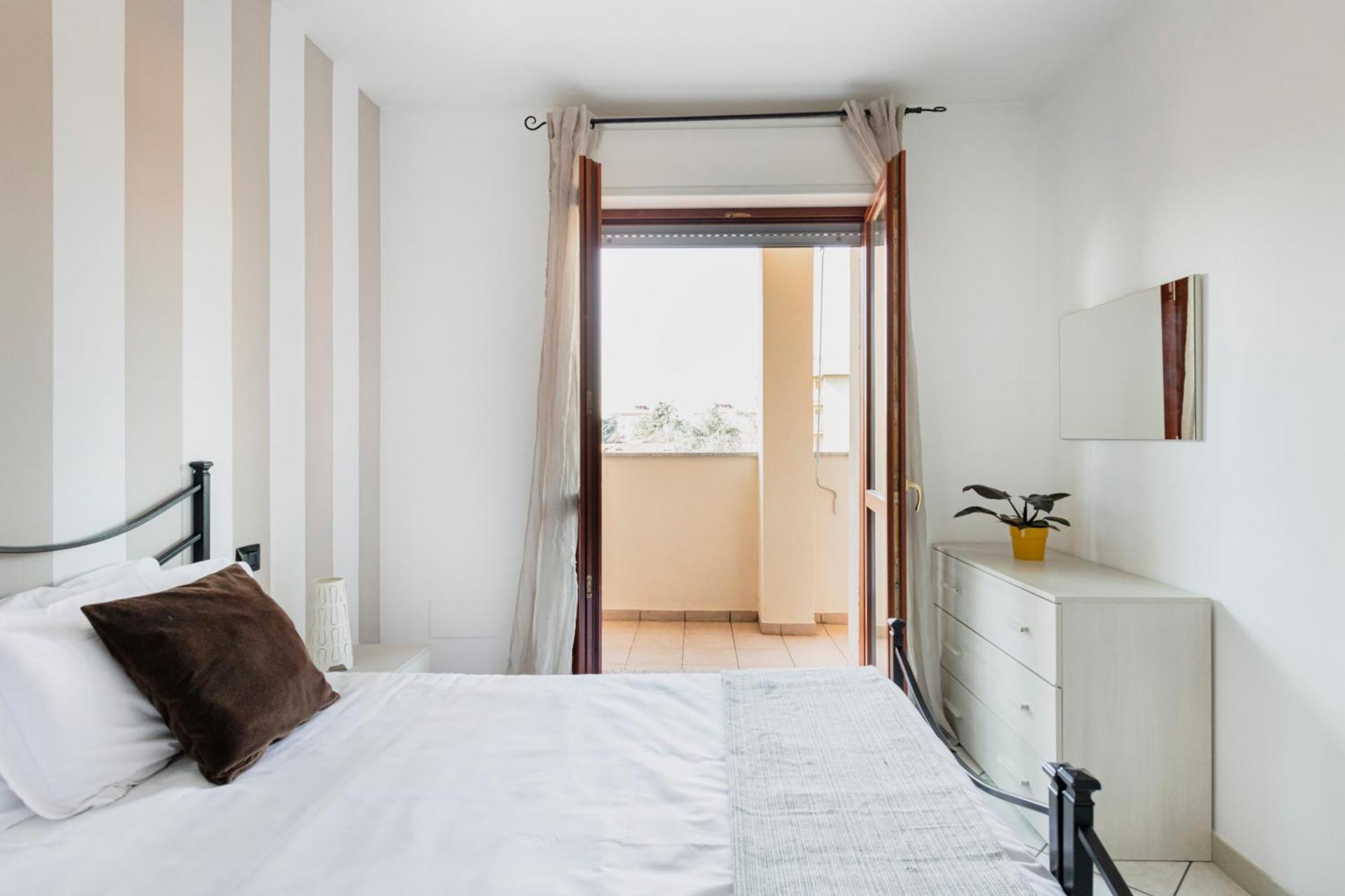 Hq Aparthotel Milano Inn - Smart Suites Чинизелло-Бальзамо Экстерьер фото